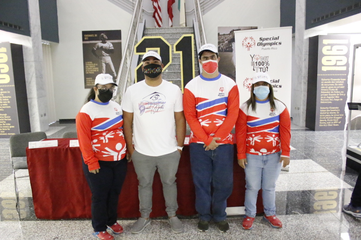 OEamericalatina's tweet photo. #MiradaRegional
Los atletas y aliados de #OlimpiadasEspeciales luchan por un mundo más inclusivo, digno y justo - e inspiran a otros a hacer lo mismo.
Joel Matos, ultra nadador y embajador de Special Olympics Puerto Rico, demuestra lo que podemos lograr:
https://t.co/O90A1D9P5f https://t.co/YE1tVvk1jn