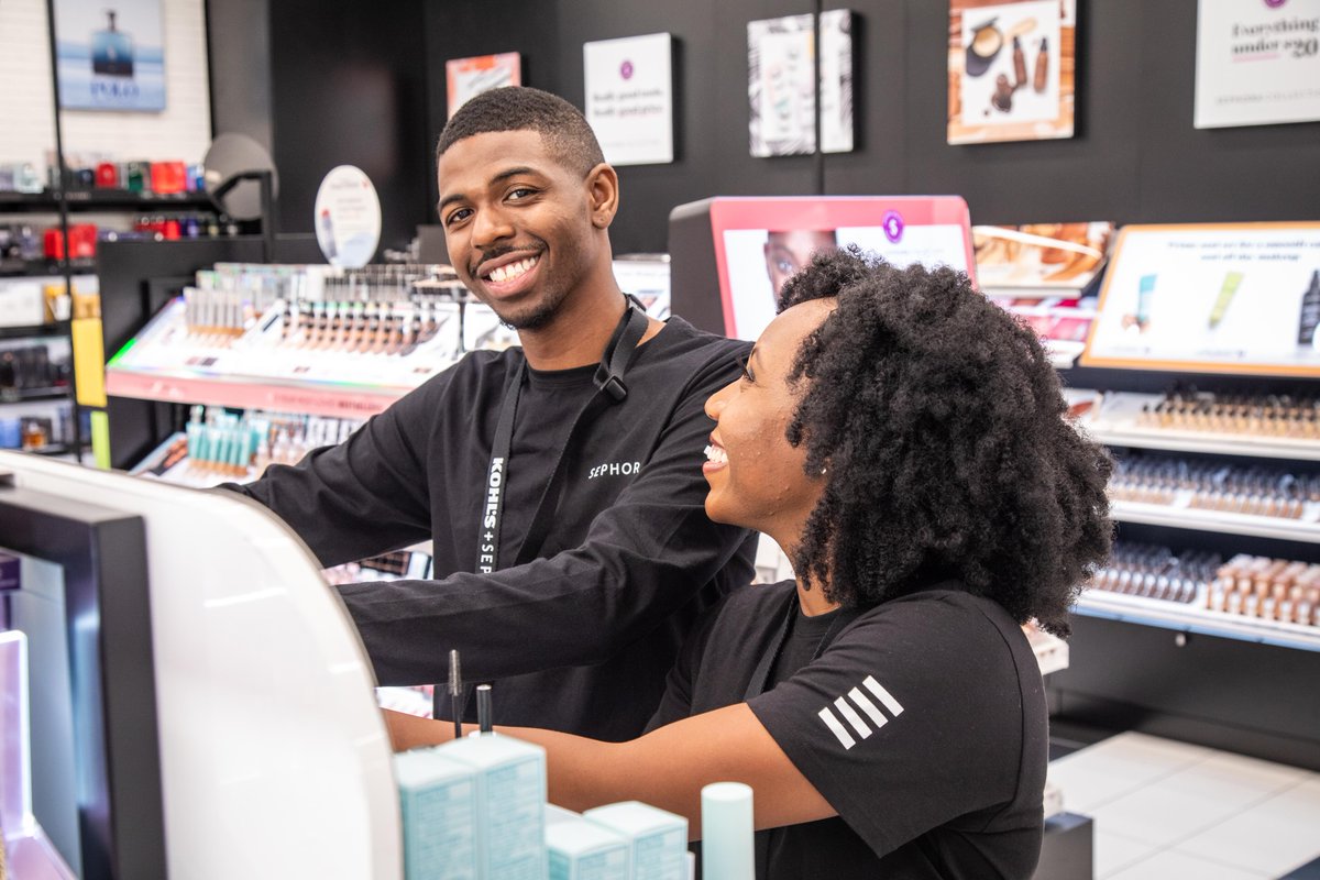 KohlsCareers's tweet photo. Join #SephoraLife, we’ll train you! We offer hands-on training and continuous education, no experience required. 

Now Hiring -- @SEPHORA at @Kohls Beauty Advisors! https://t.co/47sBb5nkXp https://t.co/Wnfzc3G8t5
