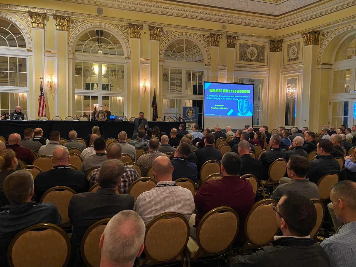 There are 300 police executives at the opening session of the 2022 #MichiganAssociationofChiefsofPolice Professional Development Conference today!