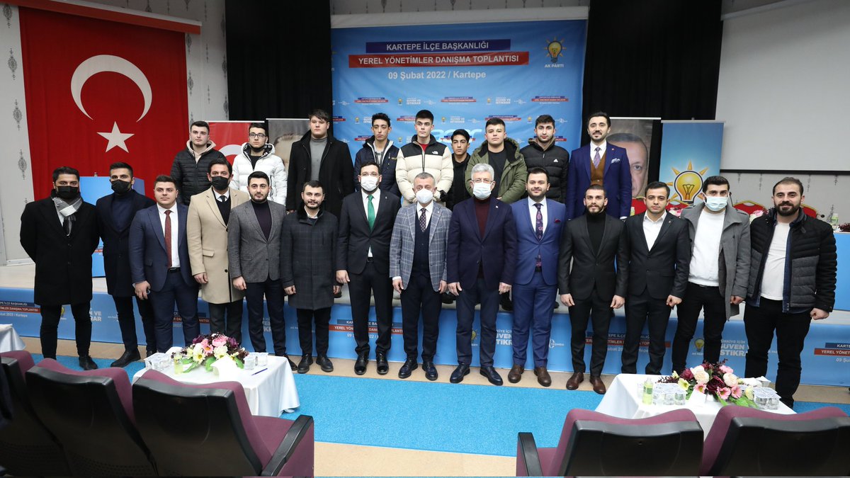 #BelediyeİşiGönülİşi
fedakarlık ve adanmışlık işi...

Gece gündüz demeden, bahane üretmeden
teşkilatlarımızla ve belediye başkanlarımızla emanetin hakkını vermek için var gücümüzle çalışıyoruz.

#DurmakYokYolaDevam 
📍#Kartepe İlçe Danışma