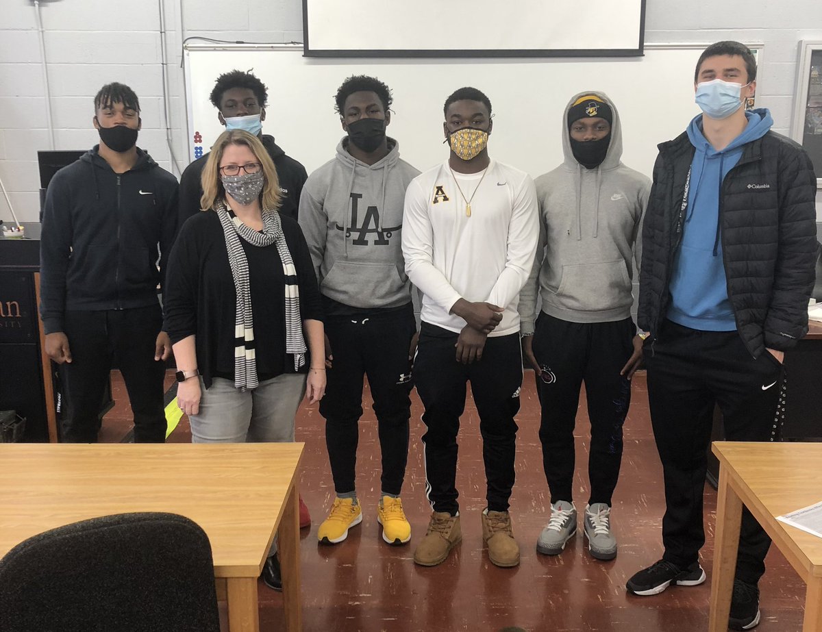 ASA_AppState's tweet image. Thank you, Heather Lippard, for teaching us the Art of Reading!