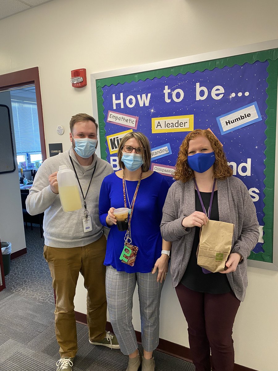 MMS_principals's tweet photo. Thank you to the wonderful MMS counselors! We appreciate you. Enjoy your lunch on us today. https://t.co/9BSW5CuDte