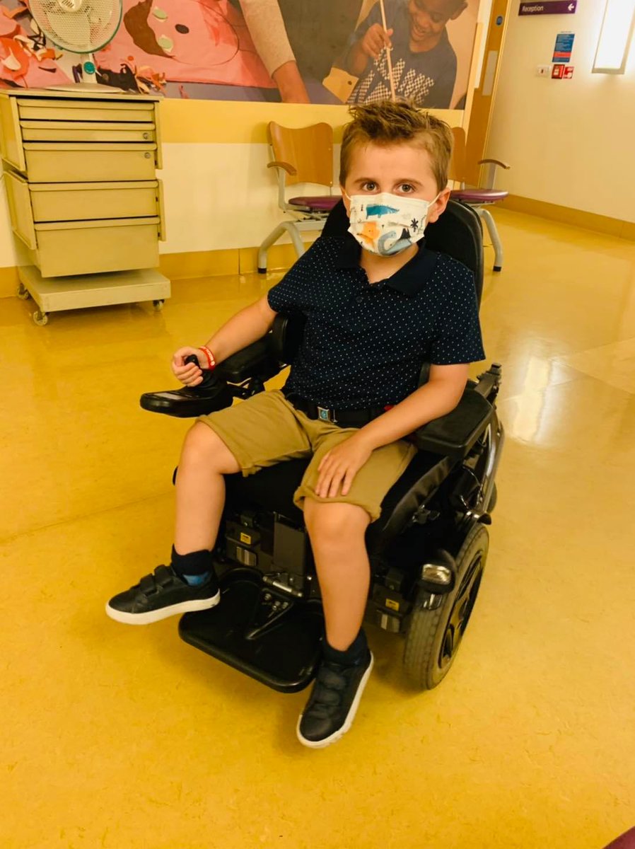 TheParentCarer's tweet photo. Hi @dantdm - this amazing boy has shielded for almost two years and missed out on so much... we've hired a gaming bus for his birthday, don't suppose you'd like to come to Essex and have a game with him?! PLEEEEEASE! He would love nothing more! How can I make this happen?! 🙏🙏🙏 https://t.co/LSA4nLwrx8