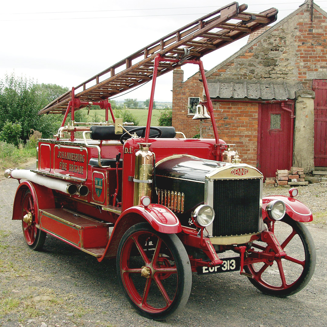 LakeMotorMuseum's tweet photo. Our exhibit of the month is a 1927 Dennis Fire Engine. A fascinating vehicle that has travelled the world. 

Find out more &amp; see the photo gallery here >  https://t.co/q6IMSOxHKv

#vintagefireengine #classicfireengine #dennis https://t.co/39Yol0As85
