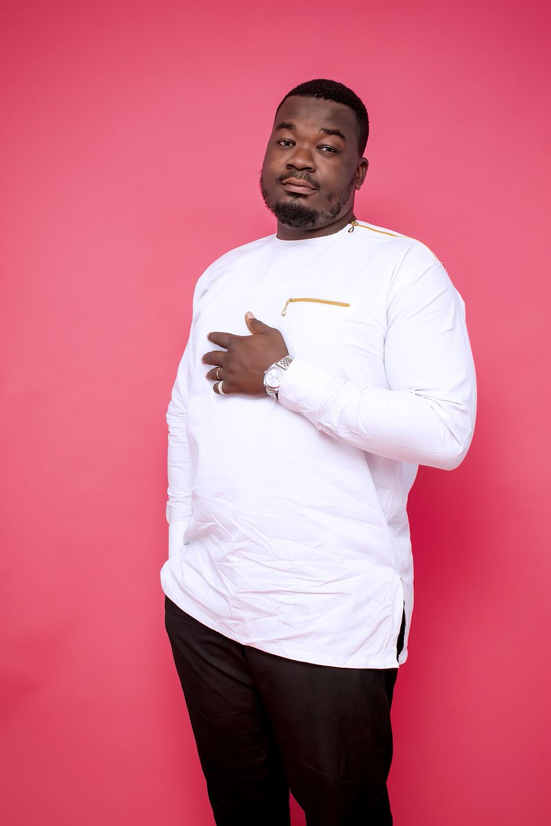 TraycezNorthboy's tweet photo. Hello fam.
Meet Traycez Northboy, Rapper and entertainer, CEO of Northman Enterprises and Co-Founder of Thugx Empire music. Show some loveโค๏ธโฅ๏ธ
#Ghana
#northboy https://t.co/5XoMtgwwV8