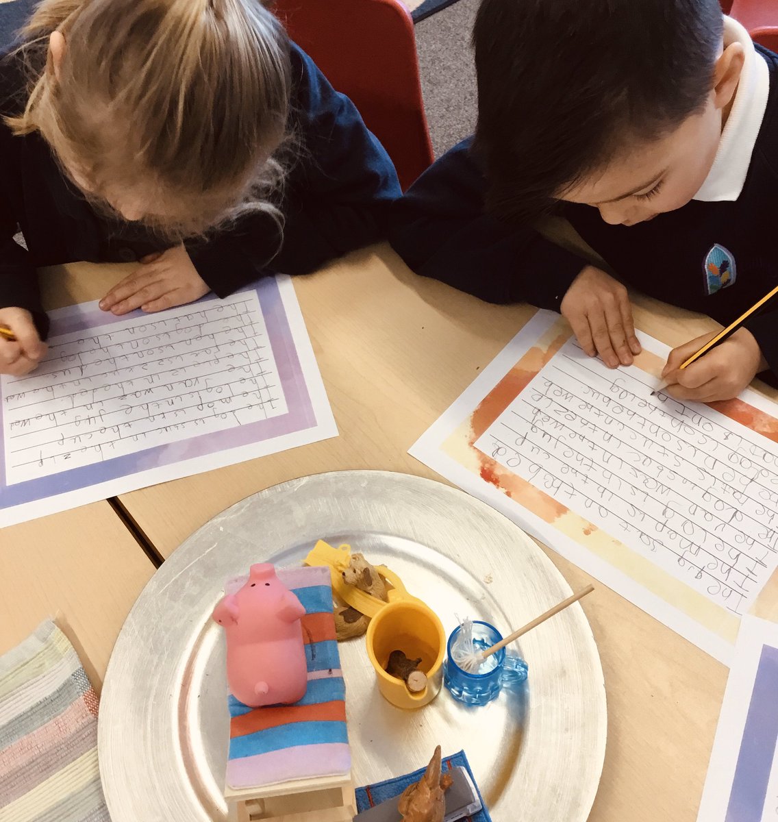 SarahBurgeEYFS's tweet image. Simply love the moment when they show you everything they’ve learnt so far by writing independently, accurately and with a beaming smile on their face. @SWLiteracy - what a dream! #EYFS #EYFSwriting