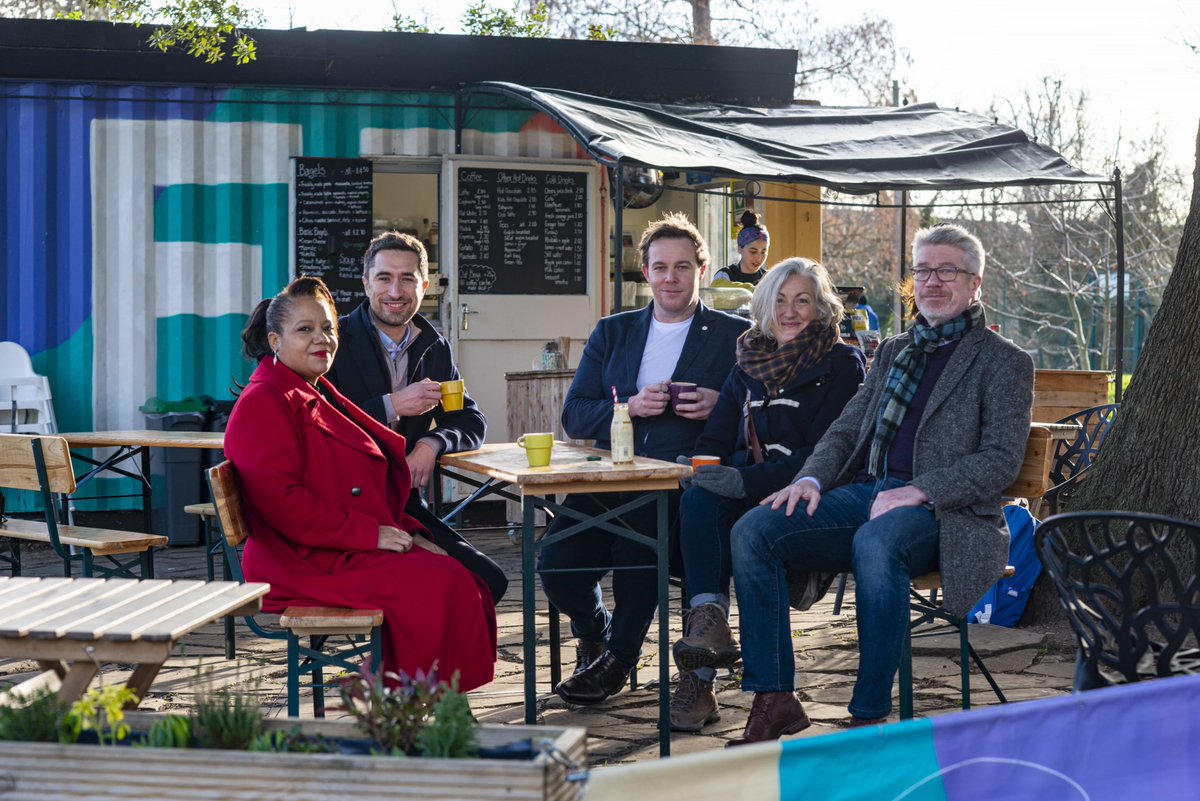 ☕ Today Mayor &amp; Cabinet  approved the contract for a new &amp; environmentally sustainable café in beautiful Mountsfield Park. 🌳
The new café will include
💚    increased community space
💚    an innovative Living Roof 
💚    sustainable timber
💚    healthy food
#greenerlewisham