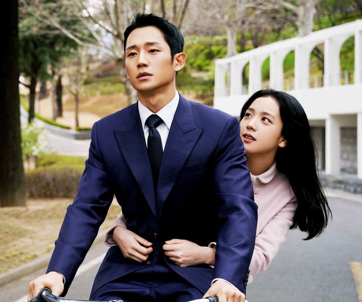 PopBase's tweet image. K-drama Snowdrop starring Jung Haein and Jisoo of BLACKPINK is now streaming globally on Disney Plus, and on Star Plus in Latin America.