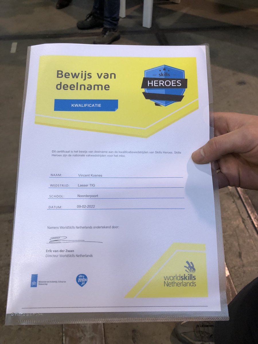 kheres's tweet photo. Trots op #Noorderpoort mannen Vincent Koenen en Rick Zinger tijdens de kwalificatieronde #SkillsHeroes vakwedstrijden lassen. NK. 
Spannend, er volgen nog 2 dagen met nog meer toppers aan de start. https://t.co/rjtk83gk4A