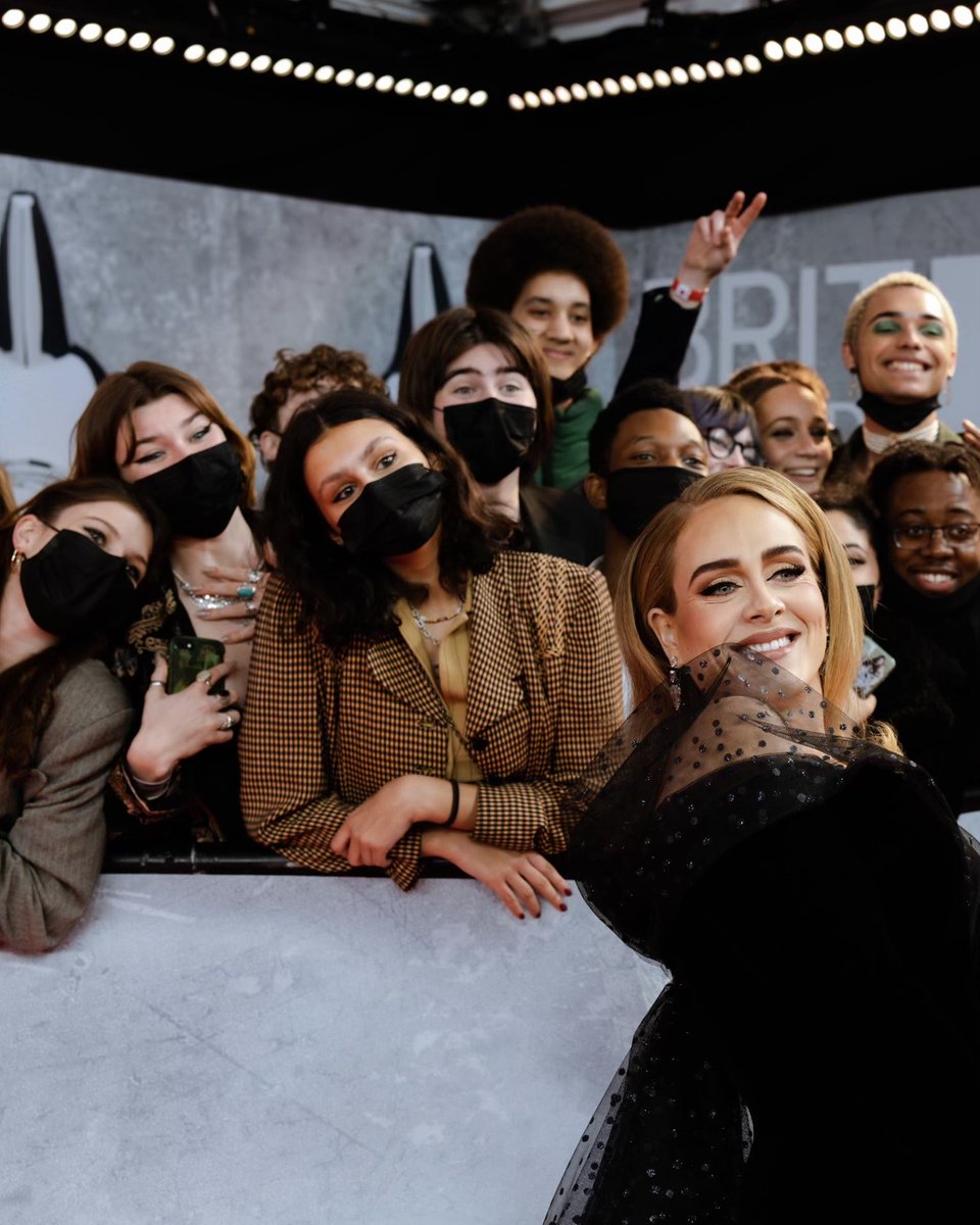 Adele's tweet photo. What a night! Thank you @BRITs, thank you Sally and Tom for being so accommodating. Thank you to everyone who was there in the crowd, you were so loud and loving! Congratulations to all the other winners and nominees, keep on smashing it! 🇬🇧 ✨ https://t.co/8jDoF0DJ6E