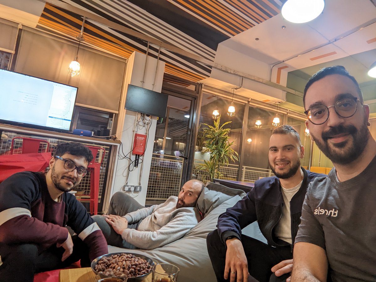 threlsltd's tweet photo. Post-work activity. 👨🏽‍💻  @LaraconOnline https://t.co/gVZcfcedGL