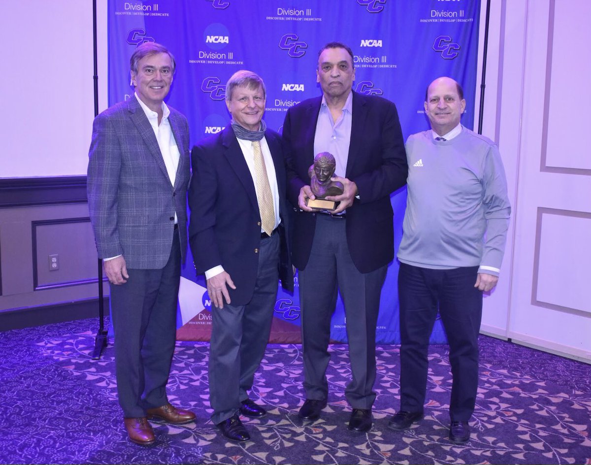 Had a great banquet for our 2021-2022 season! Skubie Mageza ‘14 a football alum now host at ESPN was an incredible guest speaker. Andrew Lipof was our O’Connor award winner and Coach Deluz received his NE Gridiron Club Ast. coach of the year award last night!