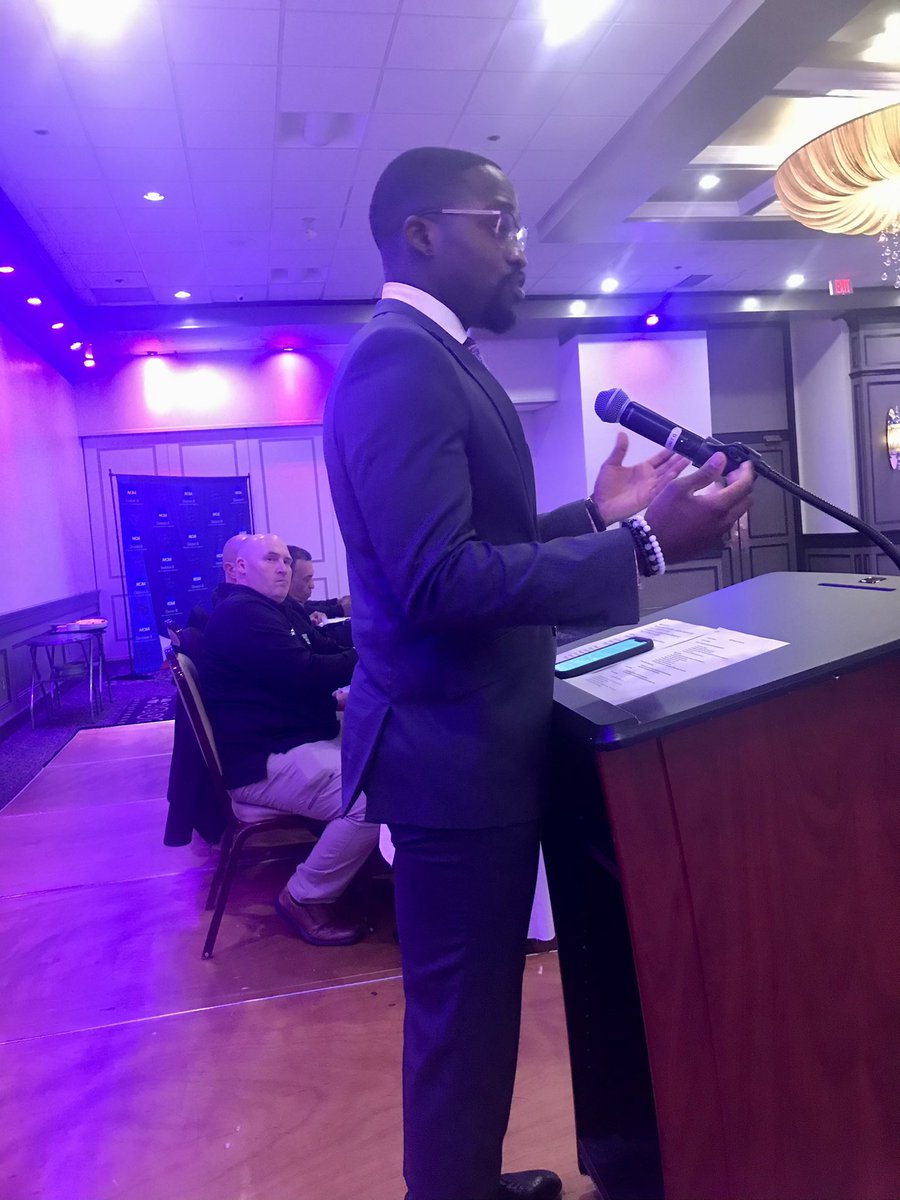 CurryFootball's tweet photo. Had a great banquet for our 2021-2022 season! Skubie Mageza ‘14 a football alum now host at ESPN was an incredible guest speaker. Andrew Lipof was our O’Connor award winner and Coach Deluz received his NE Gridiron Club Ast. coach of the year award last night! https://t.co/DxXFdvF6lx