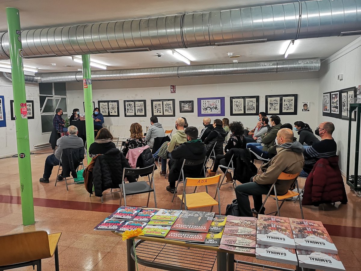 Empieza la presentación de <a href="/Gamonalnovelag1/">El cómic de Gamonal</a> Barrio conflictivo.
<a href="/CsrGamonal/">C.S.R. Gamonal</a> <a href="/BarrioDeGamonal/">Gamonal</a> <a href="/TxokoGorri_Ant/">TxokoGorri</a> <a href="/pasealeku/">pasealeku</a> <a href="/josetxo_iLUNE/">Josetxo Aldunate</a> <a href="/ampliourbide/">Amplio</a> <a href="/revistaelmono/">El Mono</a> <a href="/AntsoainGazteak/">Antsoaingo Gazteak</a> <a href="/AntsoainAnsoain/">AytoAnsoáin/Antsoain</a> <a href="/CNTIrunea/">CNT Iruña</a> @