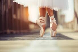 Evanolan09's tweet photo. another Ballet class done for day nine of #28for28challenge 🩰 https://t.co/imcAEypTV5