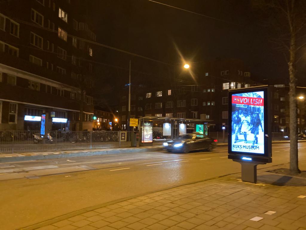 HugoWilmar2's tweet photo. Op 11 feb. '22 opent de tentoonstelling 'Revolusi!' in het @rijksmuseum. De posters zijn overal in A'dam te zien. Wij vinden het heel bijzonder dat de gekozen foto door #Hugowilmar gemaakt is. Met trots tonen wij u de achterkant van de poster. #Revolusi #Rijksmuseum https://t.co/7YhgF7ic9g