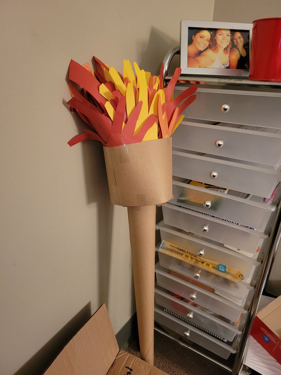 WheresMsBrown's tweet photo. ACP kiddos got big things happening on Friday. Contributing to the events from every subject area, including art. 🔥🥇 #SpecialEducation #engagement #inclusion https://t.co/DGCdGc8xqK