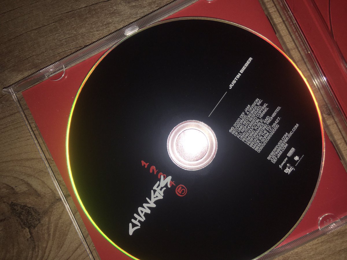 benaliova's tweet photo. Changes album 🔥                      #justinbieber #changesalbum https://t.co/tkyb3JapYJ