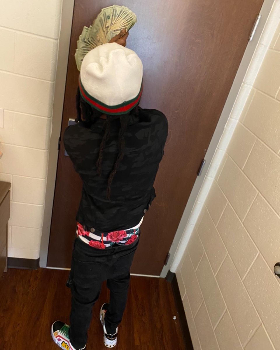 Leko2_'s tweet image. Waited my turn 🚦🚦