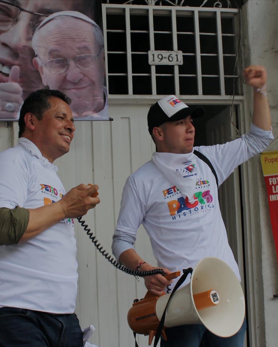 yeisoncajamarca's tweet photo. En el primer encuentro progresista de Cundinamarca.

Girardot es Pacto Histórico.

#BorrachoDeAmor https://t.co/56jhrcGZdL
