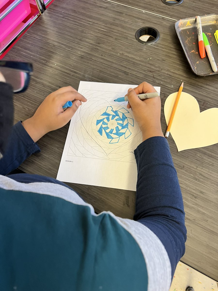 msshields_art tweet media