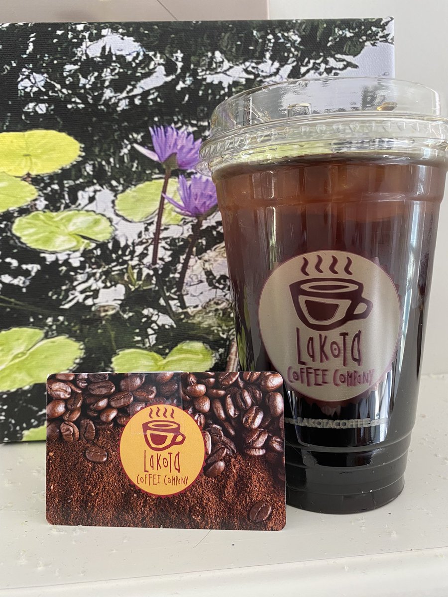 BruinLiBEARian's tweet photo. Bruins, there’s still time to Read a Latte in February!  Check out a book this month and you’re automatically entered to win a $10 gift card from Lakota Coffee.  We’ll choose 4 winners.  See?  It DOES pay to read!!! #ReadaLatte.  #RockBridgeRocks https://t.co/0QpQGtWFGb