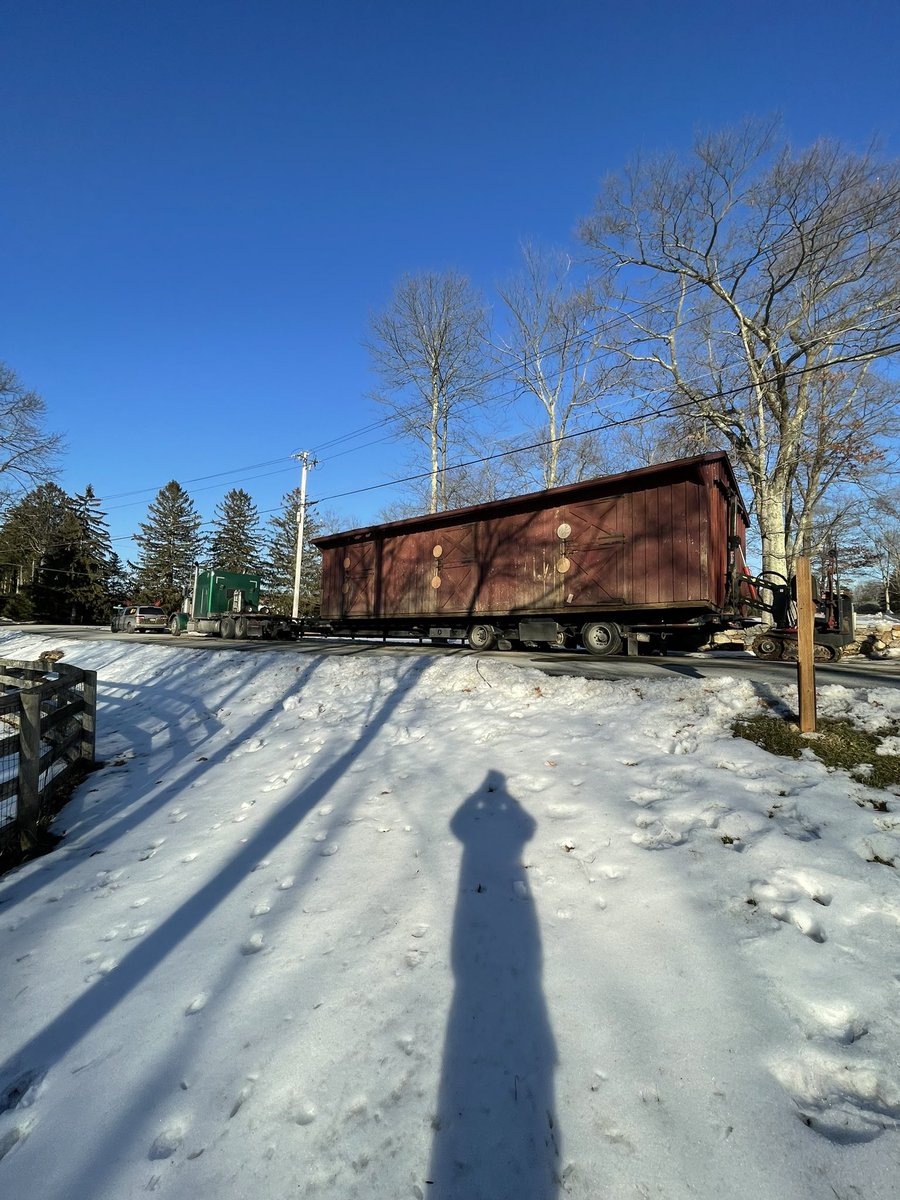 m_crouton's tweet photo. The barn is on the way!!! Excited to finally get it here. #barnmoving https://t.co/wPqRjjFWxv