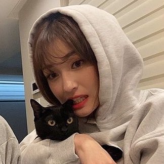 currently missing brown haired somi