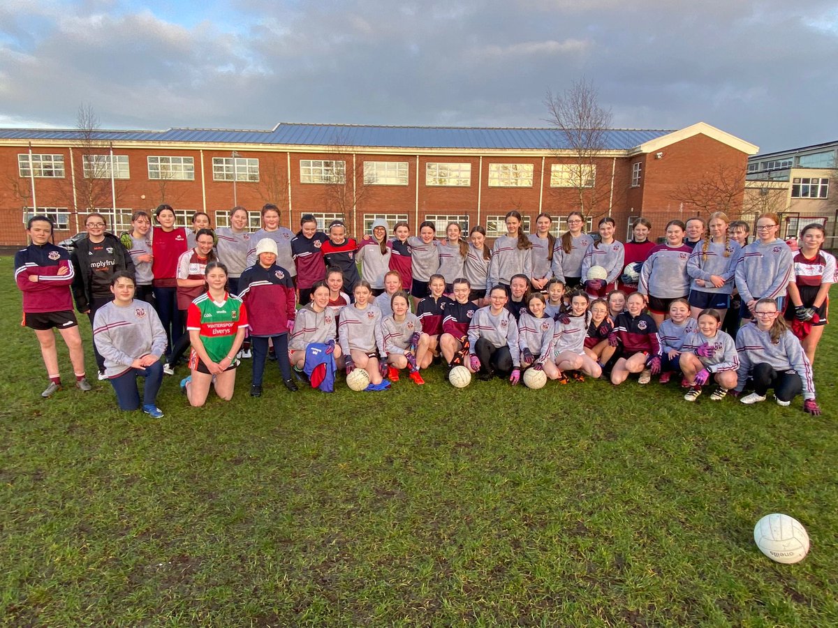 BtecSphs's tweet photo. The rain didn’t stop our first year girls football team this evening. 

Mrs McMahon Miss Casey and Miss Watters have advised anyone still interested to join the google classroom. It’s never too late to start 😇. @ArmaghLGFA @UlsterLadies @LadiesFootball https://t.co/Y4F0tNR5Db