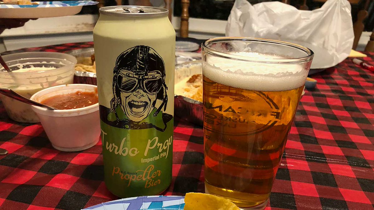 Bottle Report tweet media