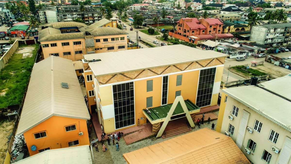 valburaimoh14's tweet photo. More Pictures On The Commissioned PHC, Amuwo Odofin. https://t.co/rkDotr171v