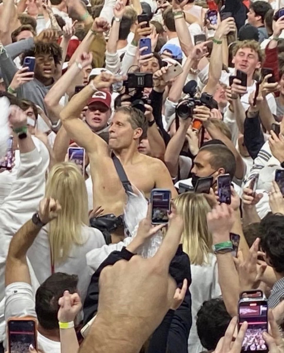 BogeyTees's tweet photo. We’re all about t-shirts but sometimes you just have to take the shirt off when the mood hits you!
Woo Pig! @EricPMusselman 
#wps https://t.co/tdHEoJ49jx