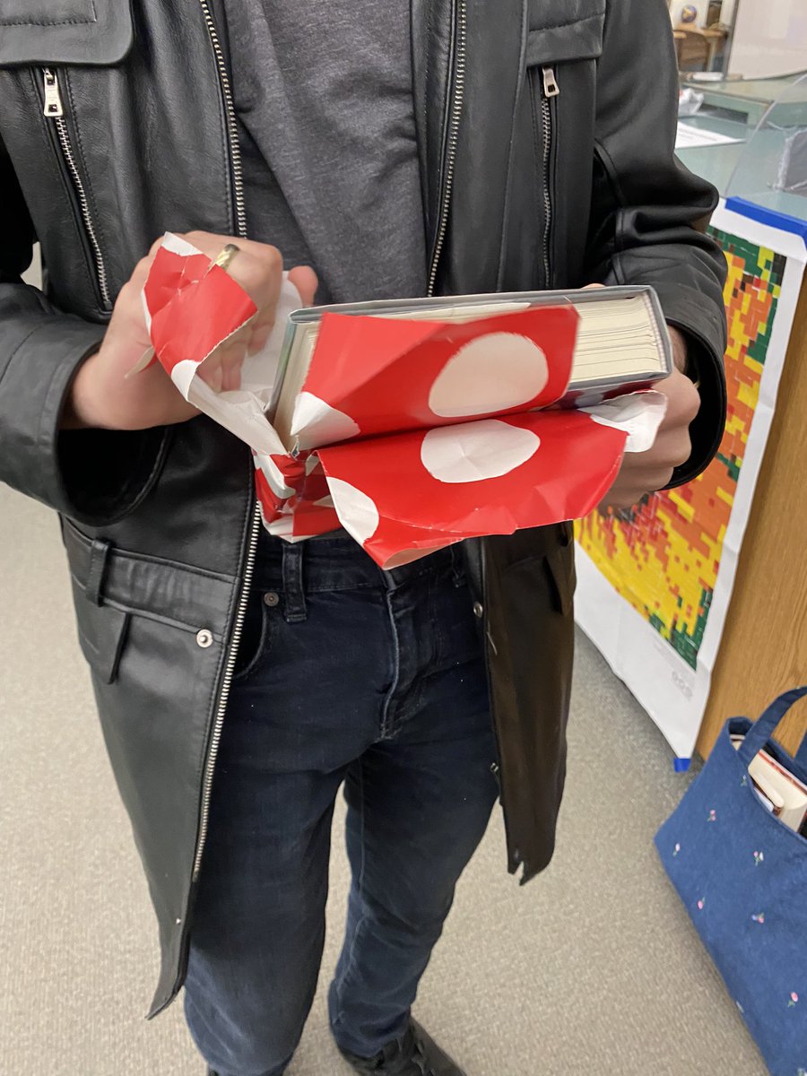 BruinLiBEARian's tweet photo. Blind Date with a Book  is still going strong.  You’ve checked out 22 of these books in 4 days!  Read on! #RockBridgeRocks https://t.co/TCjr9ylJaI
