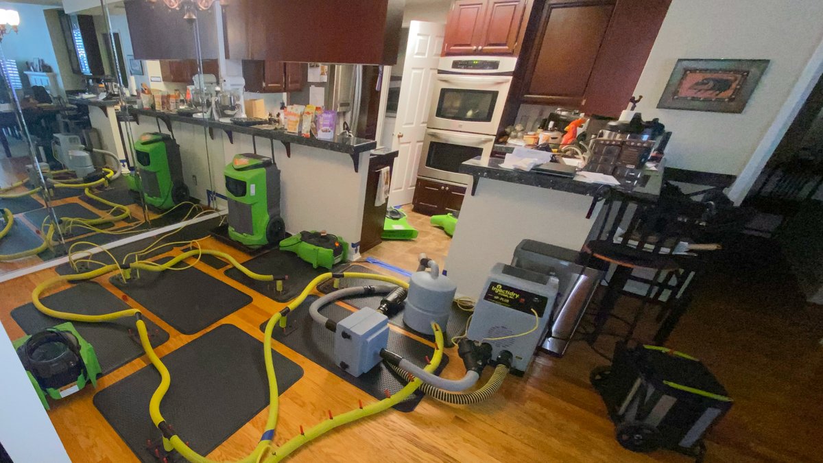 Commercial drying solutions/systems can take some time to set up. Something unique about floor mat drying systems is the speed at which they can be set up and their efficiency in tackling the issue at hand. #waterdamage #commercialrestoration #waterrestoration #SERVPROwestcoast