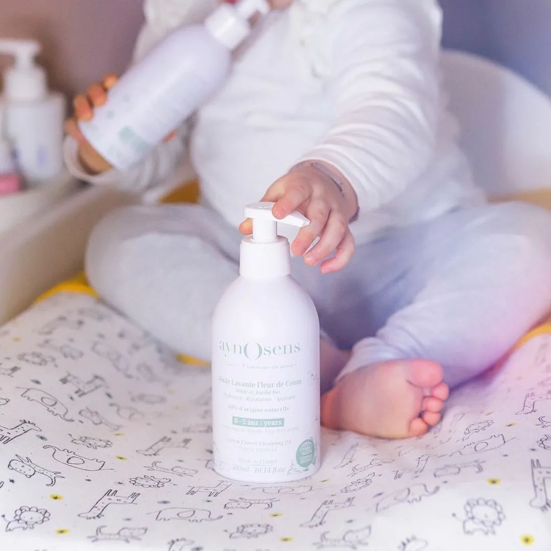 À TESTER 📝 Découvrez Aynosens, la jolie marque de soins naturels et bio pour les bébés et les enfants 👶
2 soins à tester :
👉 l'huile lavante fleur de coton bébé 0-5 ans⁠
👉 la lotion micellaire bi-phase à l'aloe vera bio 0 - 12 ans⁠
Inscrivez-vous ➡️ bit.ly/3uBcTGP