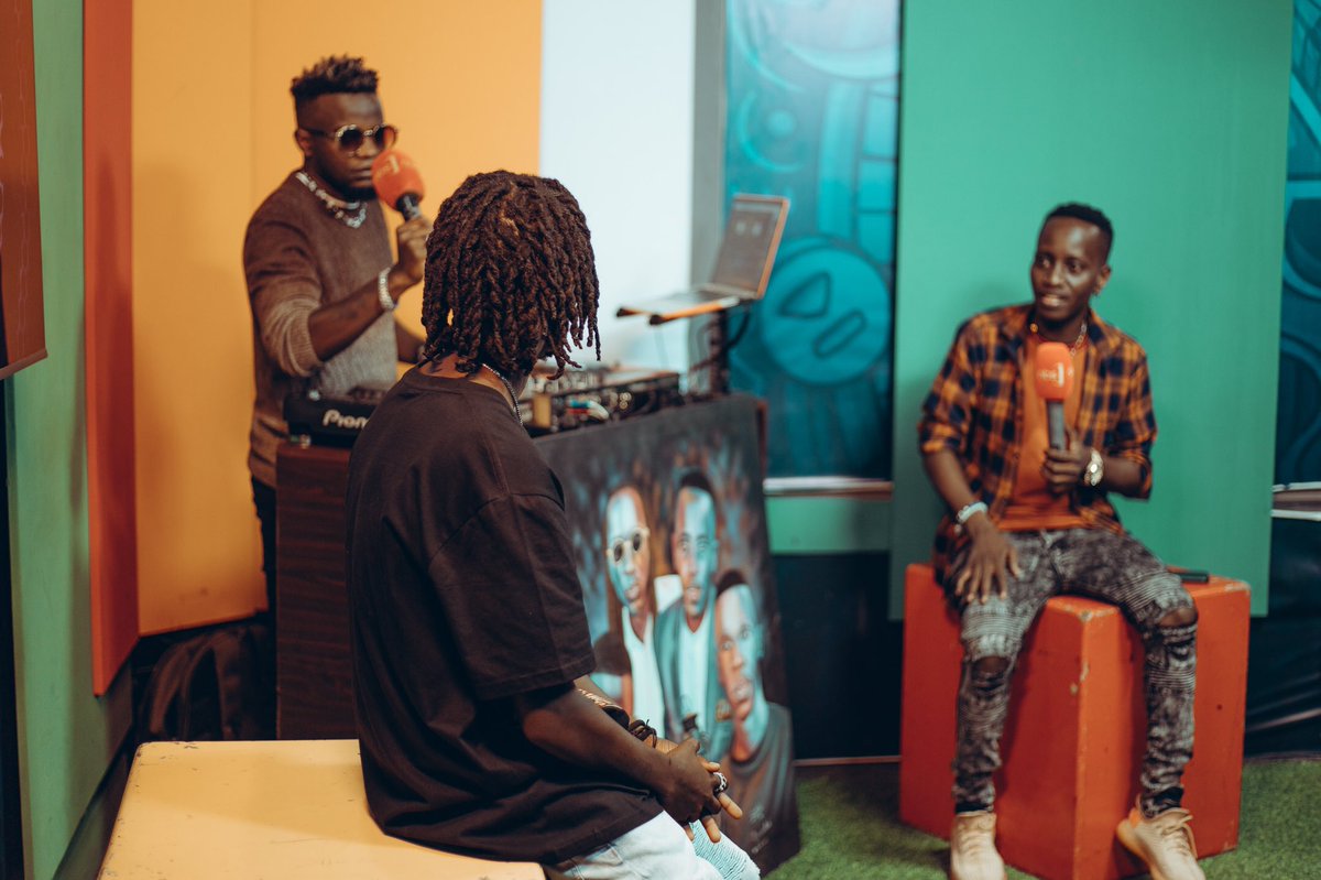 <a href="/billyyungmusic/">Billyyungmusic</a>’s Exclusive #BeerVideo Premier with <a href="/NBSAfter5/">NBS After 5</a> <a href="/mckatsug/">MC Kats</a> <a href="/DjRoja/">#Goddid🙏🏻</a> 

Go check out this video link in His bio