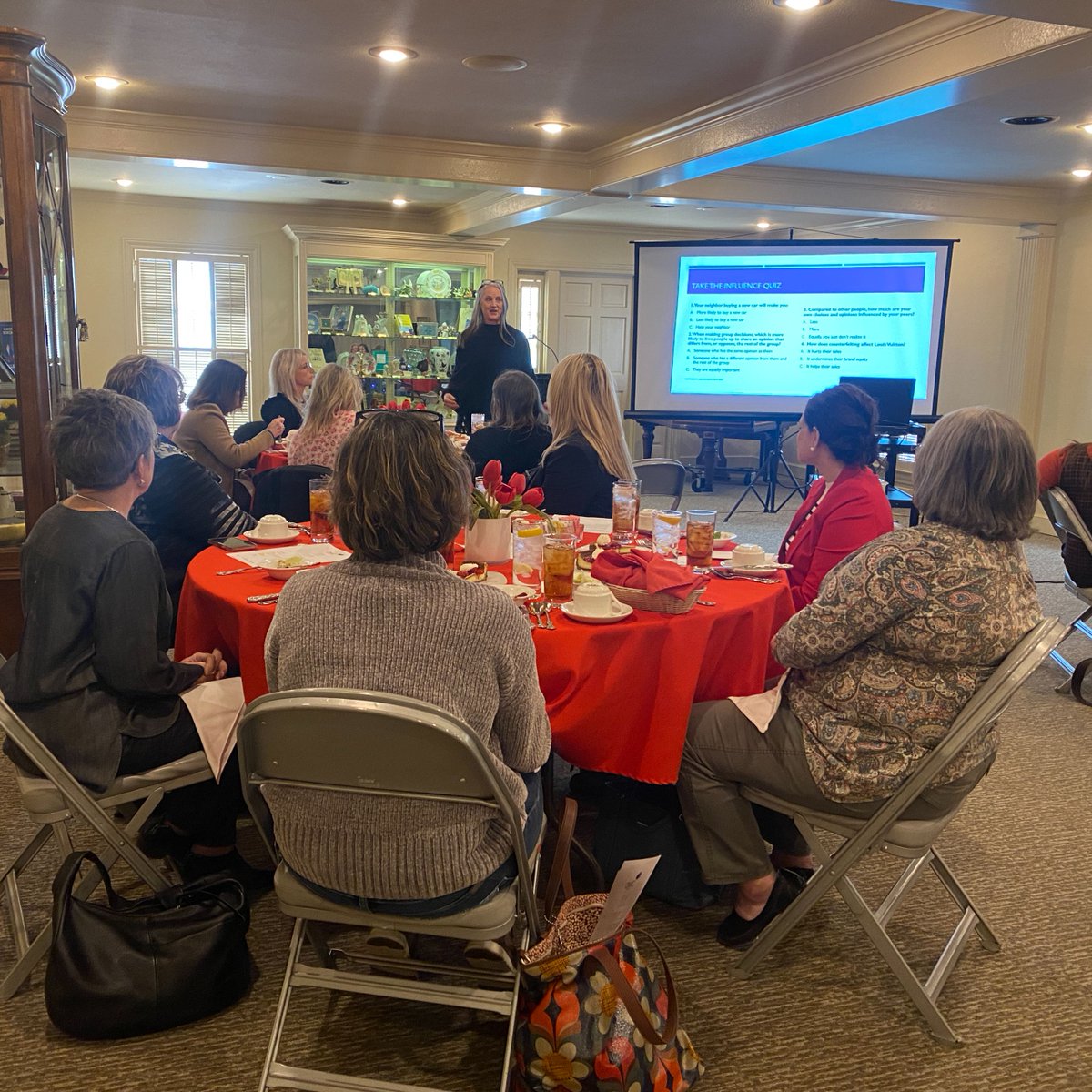 AWCLubbock's tweet photo. Thanks to Lisa Du Bois Low for presenting at our  #awclubbock February program meeting! In appreciation of Lisa speaking at our meeting, we will be making a donation to the nonprofit of her choice - @LubbockMOW. https://t.co/PpEhrKMifc