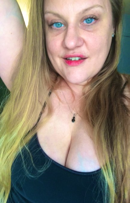 Hope it hurts how u want it to today 💜☮️🕉 https://t.co/nGnf1Yw9Ty