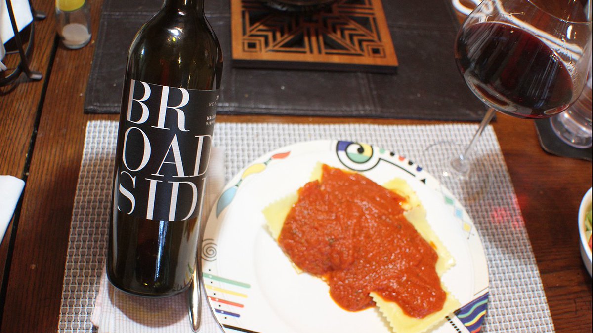 Bottle Report tweet media