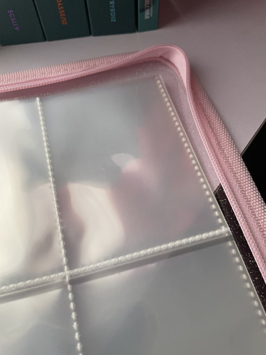 heebuyzz's tweet photo. also selling my binder + 4p sheets (20 pcs) for only 250 pesos. Bought this last month https://t.co/Tos8naBInD