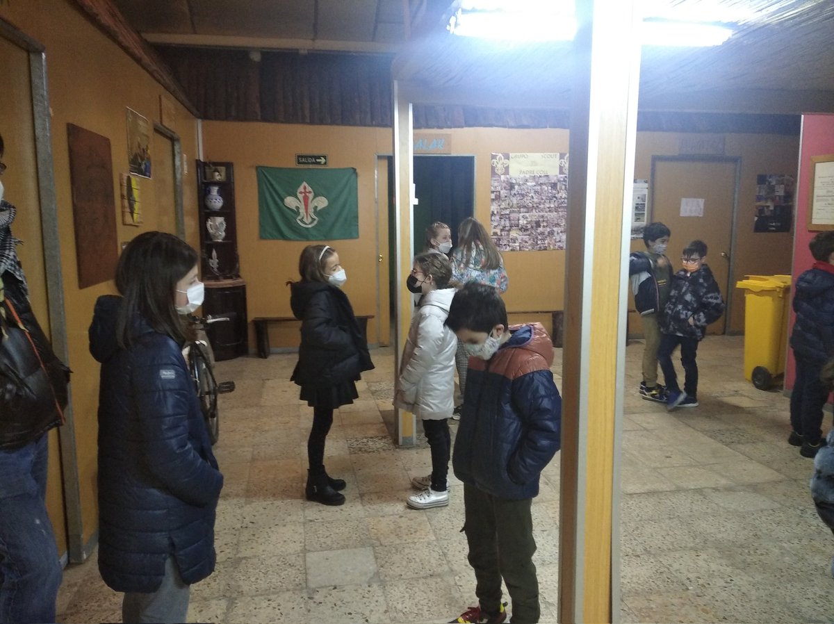 gs329's tweet photo. La figura de las scouters también varía en función de la sección estando más presentes en las edades más pequeñas y actuando de guía o apoyo en las más mayores.
Nuestras secciones este trimestre han empezado con sus respectivos proyectos y ¡estamos deseando enseñároslos!🤗 https://t.co/cVIECPNfuc