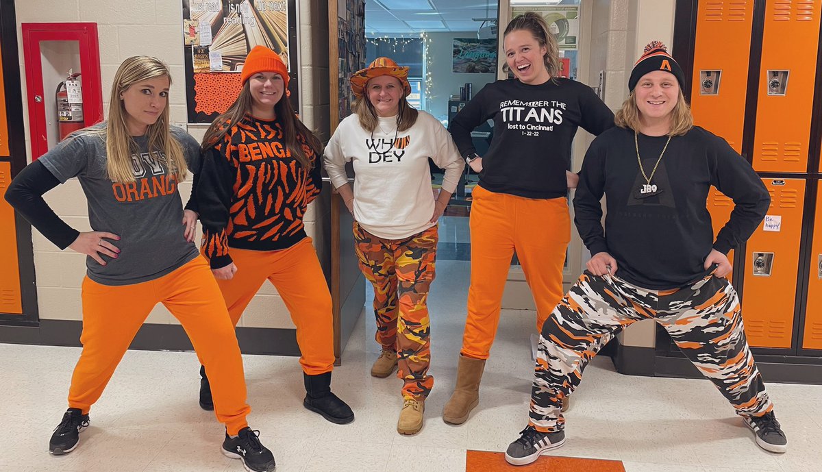 aliperry513's tweet photo. Spirit pants for #Bengals spirit week!!🧡🖤@SALTAnderson @CoachOlson11 @ahsschu @Mrs_SniderAHS @AndersonRaptors https://t.co/urvYVZgi4L
