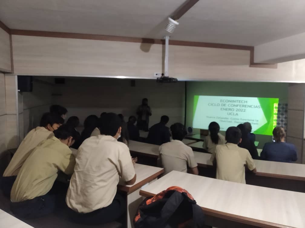En esta ocasión llevamos nuestra #Conferencia "Reformas económicas exitosas" a los estudiantes de 4to. año de bachillerato del <a href="/uec_sanpedro/">UE Colegio San Pedro</a> de #Barquisimeto. El Prof. Joel Tórrez de #Econintech comenzó con el caso de #NuevaZelanda. 
<a href="/AtlasNetwork/">Atlas Network</a> <a href="/ElDiariodeLara/">EL Diario de Lara</a> <a href="/ElInformadorVE/">El Informador Venezuela 🌎</a>