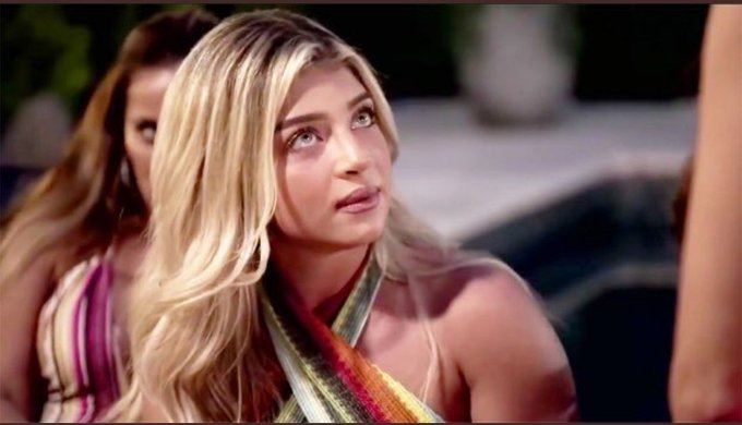 FLLxRyUXMAYBz1X?format=jpg&name=small