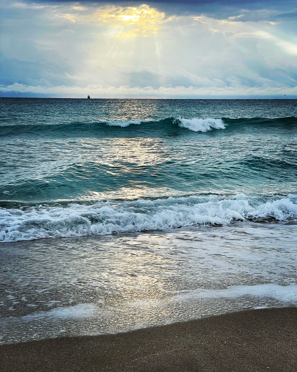 Happily connecting with new partners in South Florida! #leadingaseachange