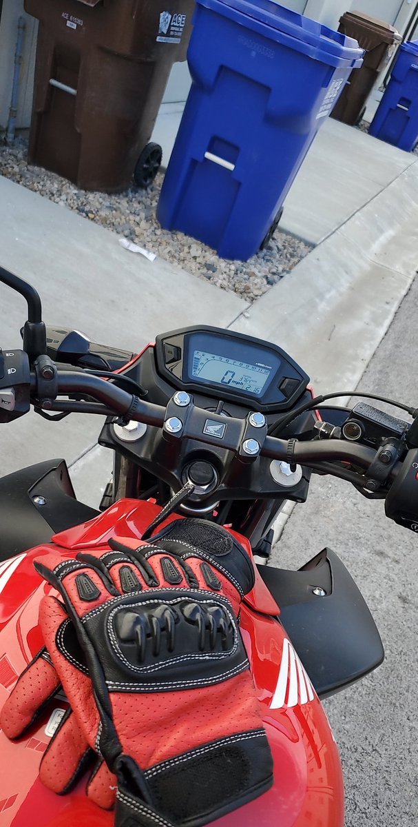 kickasskilljoy's tweet image. Speaking of motorcycles... baby had their first lesson today and it was even better than I had hoped for 🥺