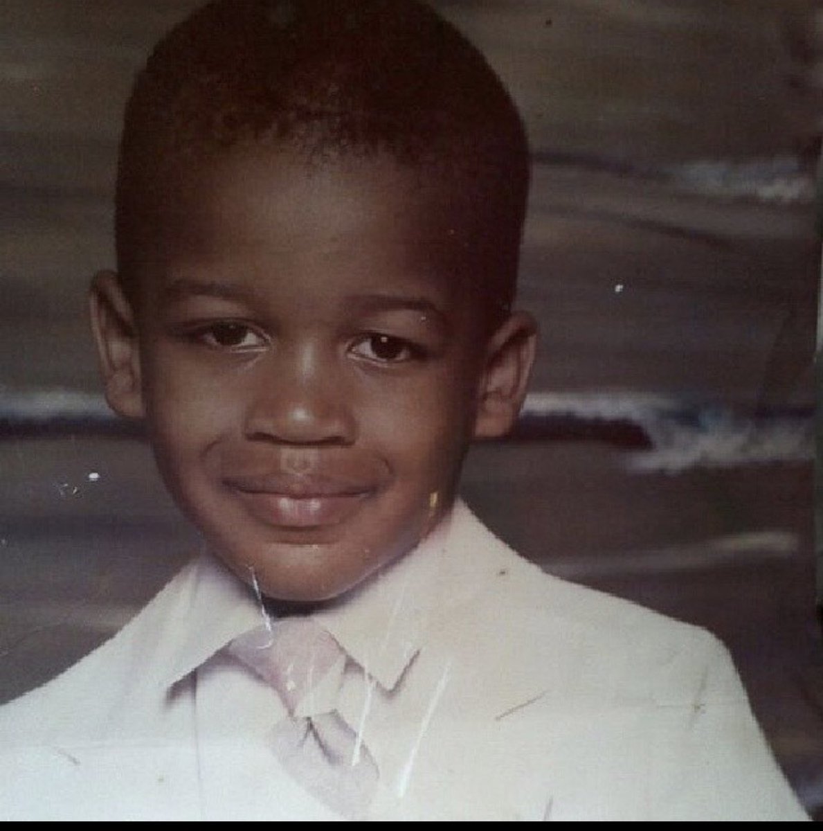KingShugGSE_'s tweet photo. 35 Years ๐ Wow Iโve Really Came A Long Way And Very Proud Of The โMANโ Iโm Becoming #OnlyDaReal #MortonEmpire https://t.co/WTKljtblL2