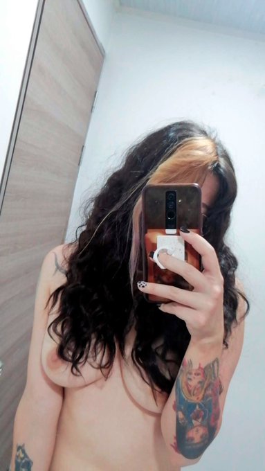 I recently dyed my hair, do you like it? https://t.co/rQkLlwTVtm