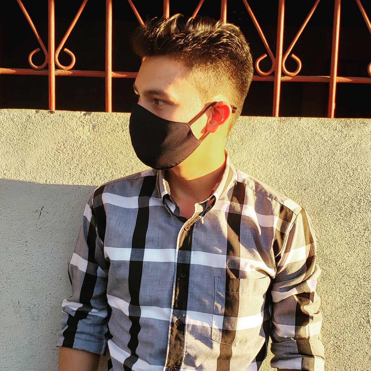 Jos77913299's tweet photo. #NuevaFotoDePerfil https://t.co/zoXS0xUIvd