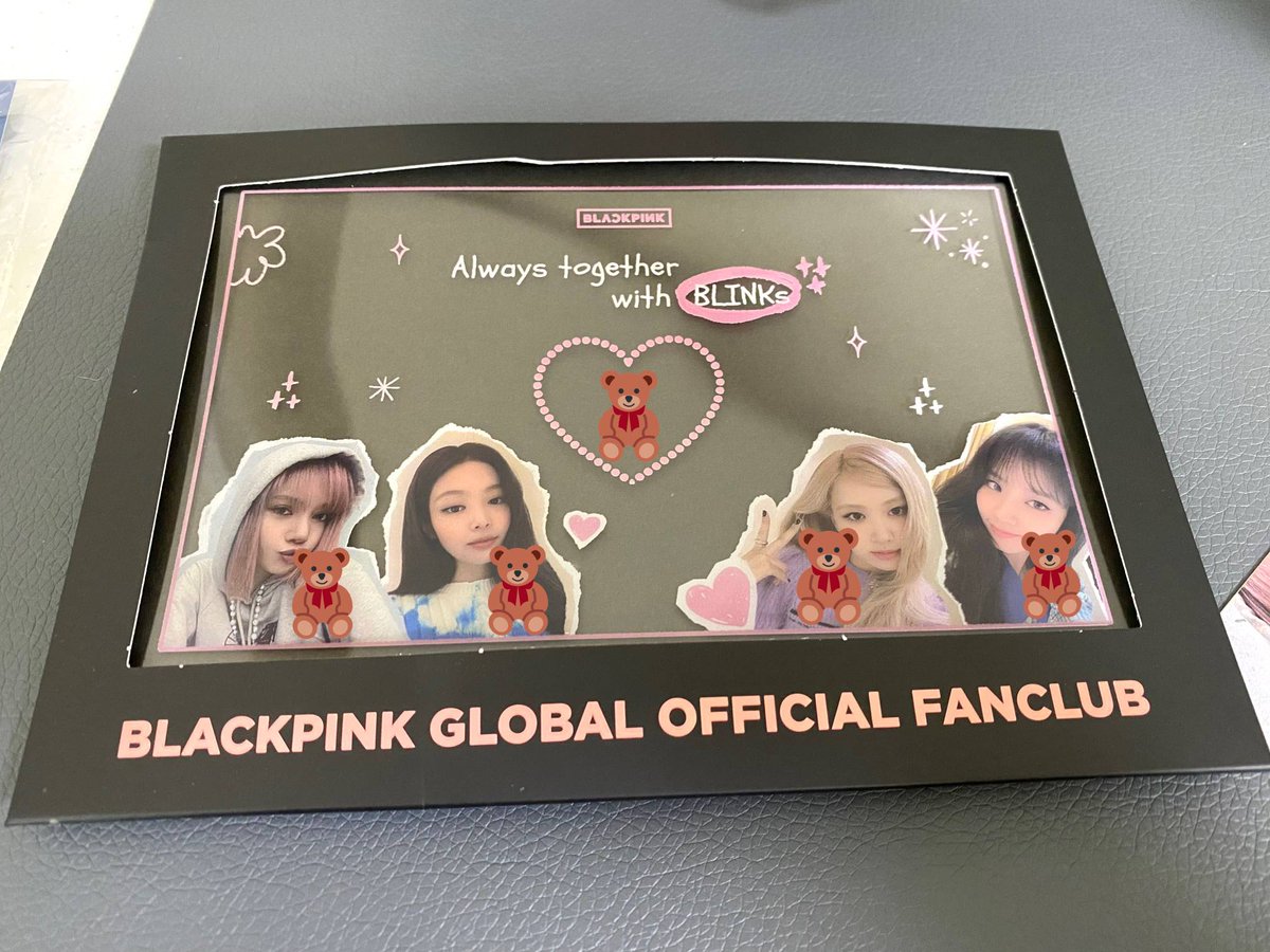 BLACKPINKBRASIL's tweet image. 📸 Brinde exclusivo para os primeiros assinantes do Membership BLINK no Weverse.

cr. whismylo | weibo
#BLACKPINK @BLACKPINK